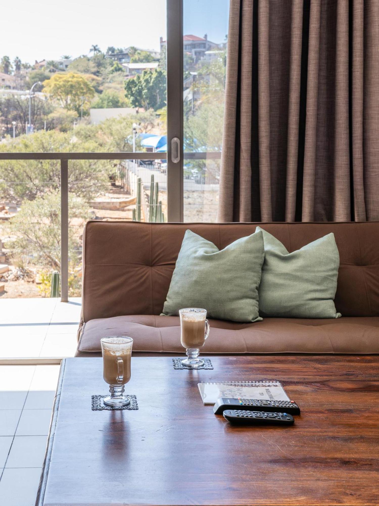 Rieks Van Der Walt Self-Catering Apartment Βίντχουκ Εξωτερικό φωτογραφία